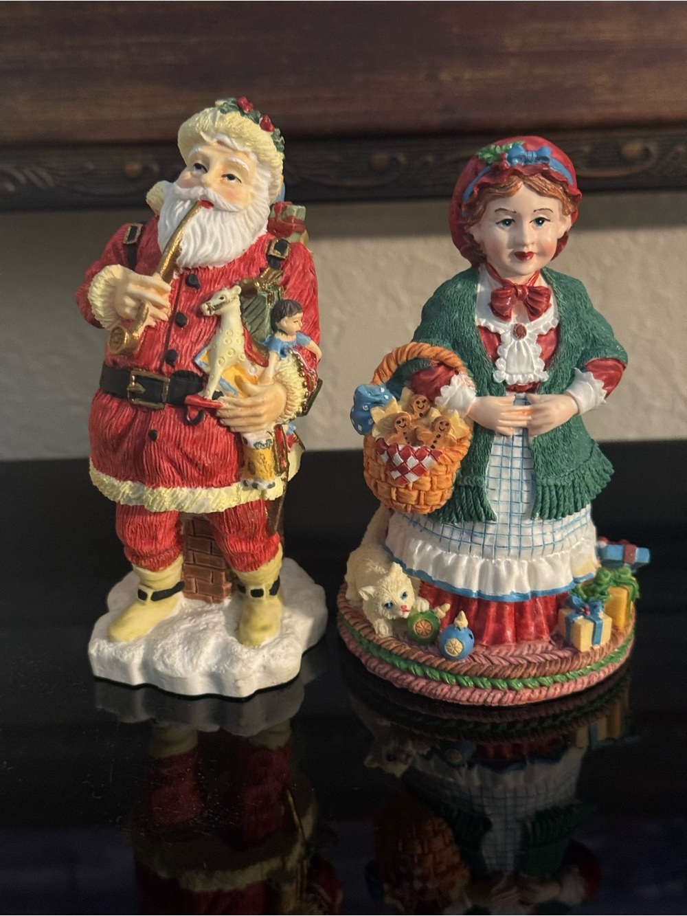 The International Collection Santa and Mrs. Claus Holiday Figurine